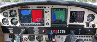 piper aircraft panel image
