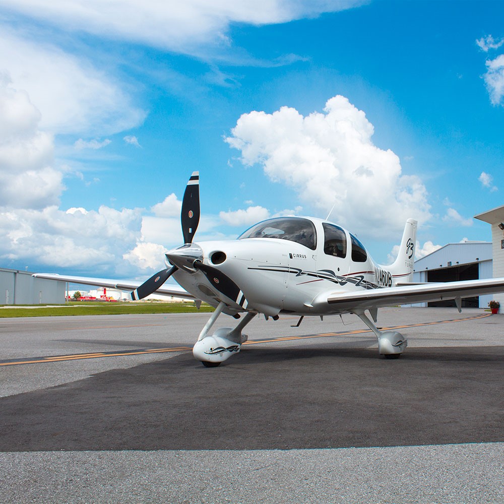 Sarasota Avionics & Maintenance Announces Newest Cirrus Service Center at KSRQ